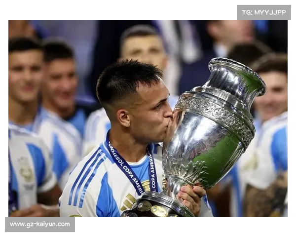 劳塔罗美洲杯决赛替补绝杀四球夺金靴成就传奇